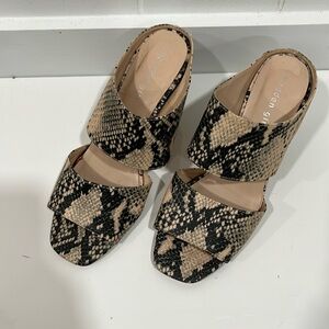 Madden Girl Candiice Faux Snakeskin Chunky Heels Women’s size 8.5